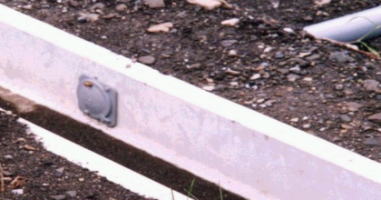 水口パイプ分水栓 　VUパイプの外側に接続します。中部美化　Aタイプ　施行例