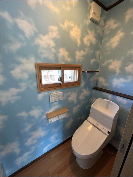 天空のトイレ画像